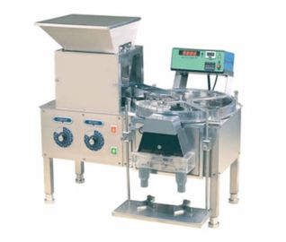 China Desktop Type Capsule Tablet Counting And Filling Machine For Pharmaceutical supplier
