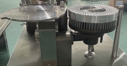 TIANHE Granule/Powder Semi-Automatic Capsule Filling Machine CGN-208 28000PCS supplier
